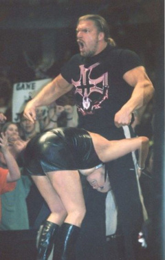 4. Stephanie McMahon Sexy – WWF Smackdown!, 1999