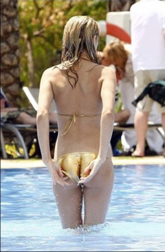 2. Stephanie McMichael – gold bikini, 2008