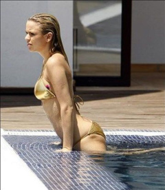 8. Stephanie McMichael – gold bikini, 2008