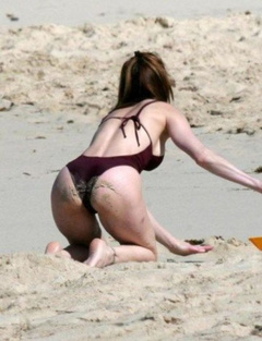 11. Stephanie Seymour – bikini, 2008