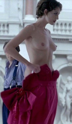 3. Susie Bick Naked – Flirt, 1995