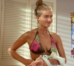 4. Tahyna Tozzi Sexy – Blue Water High, 2005