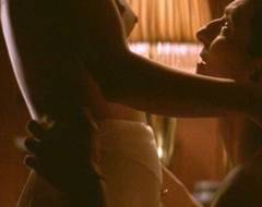 2. Tara Fitzgerald – Tmavomodr svet, 2001