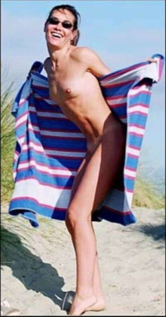 1. Tara Palmer-Tomkinson – Nude sunbathing, 2000