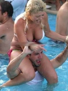 7. Tara Reid – Summer 2005, 2005