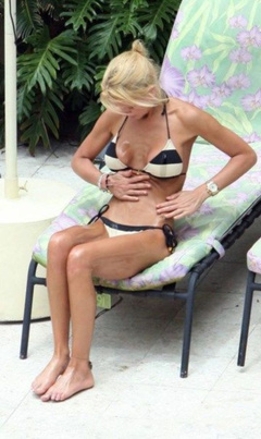 10. Tara Reid – bikini candids, 2007