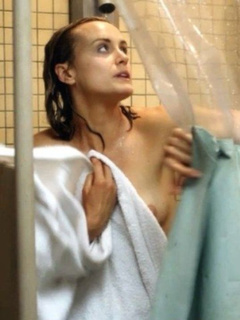 4. Taylor Schilling Naked – Orange Is the New Black, 2013