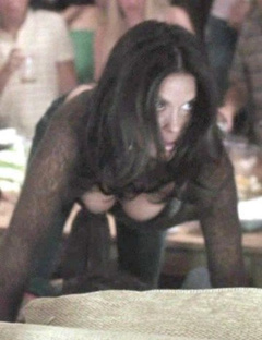3. Teri Hatcher Sexy – Desperate Housewives, 2004
