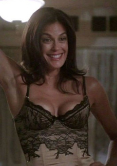7. Teri Hatcher Sexy – Desperate Housewives, 2004