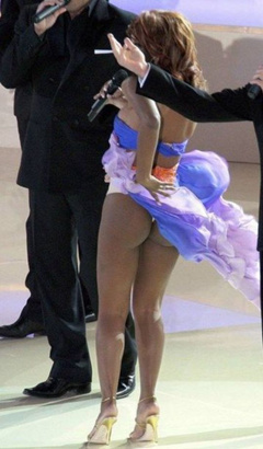 2. Toni Braxton – World Cup 2006, 2006