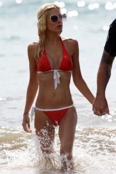 3. Tori Spelling – see through, 2009