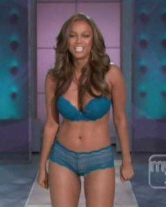7. Tyra Banks Sexy – The Tyra Banks Show, 2006