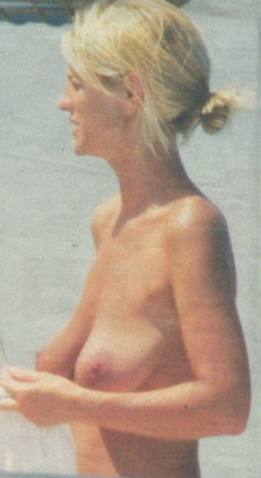 1. Ulrika Jonsonn – Topless swimming, 2002