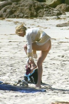 4. Uma Thurman – nude ass, 2009