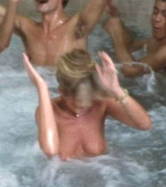 2. Valerie Perrine Naked – Can't Stop the Music, 1980