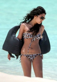 7. Vanessa Hudgens – bikini, 2008
