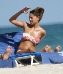 5. Vanessa Minnillo – bikini, 2009