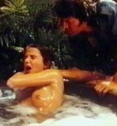 2. Victoria Abril Naked – Barrios altos, 1987