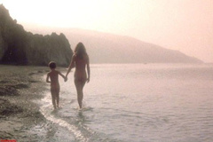 4. Vida Taylor Naked – Clash of the Titans, 1981