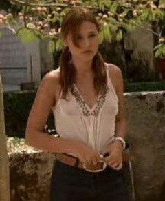 3. Virginie Ledoyen Naked – Bosque de sombras, 2006