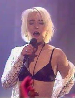 5. Wendy James Sexy – Top of the Pops, 1989