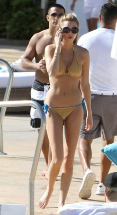 6. Whitney Port – bikini, 2010