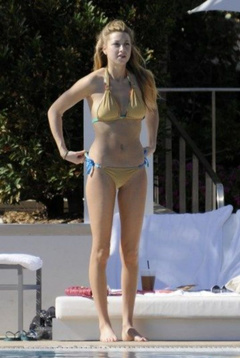9. Whitney Port – bikini, 2010