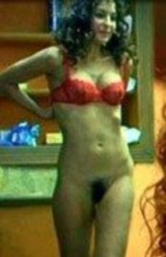 2. Yoima Valdes Naked – 800 balas, 2002