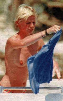 1. Zoe Ball – Topless sunbathing, 1999