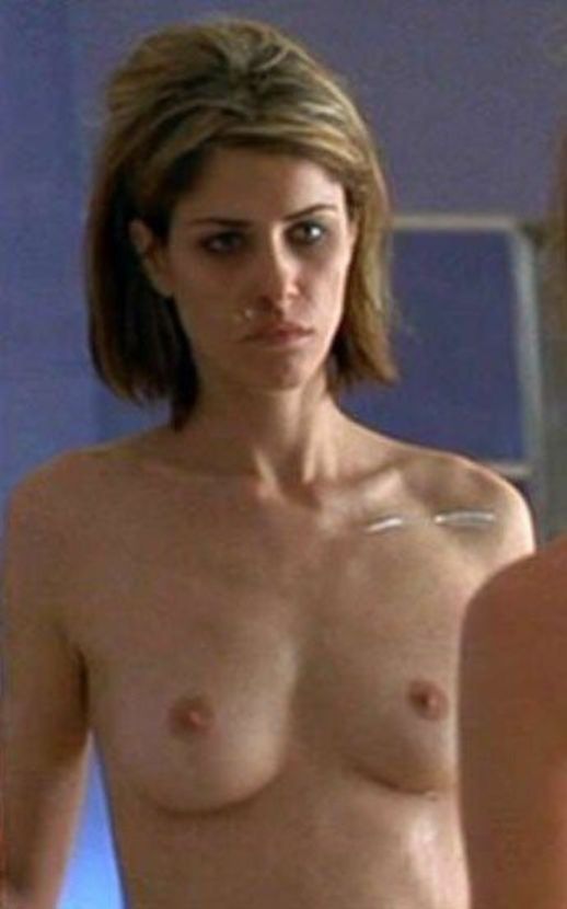 Amanda Peet Naked - Igby Goes Down, 2002.
