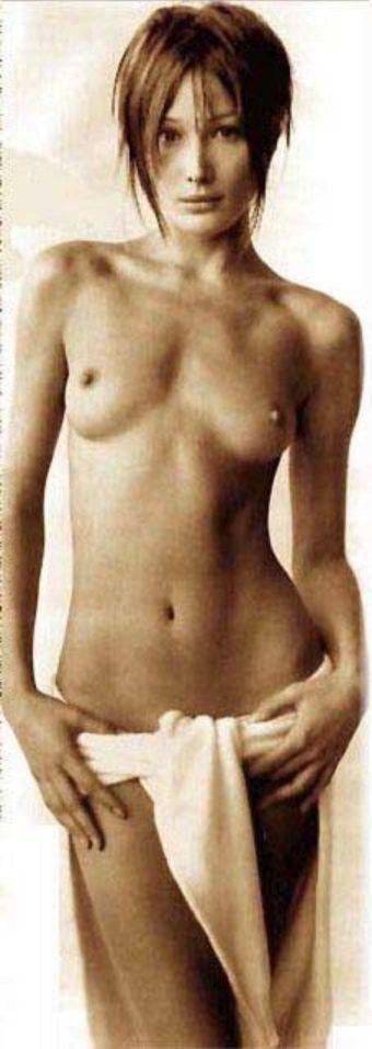 Carla Bruni Naked - Unknown Magazine.