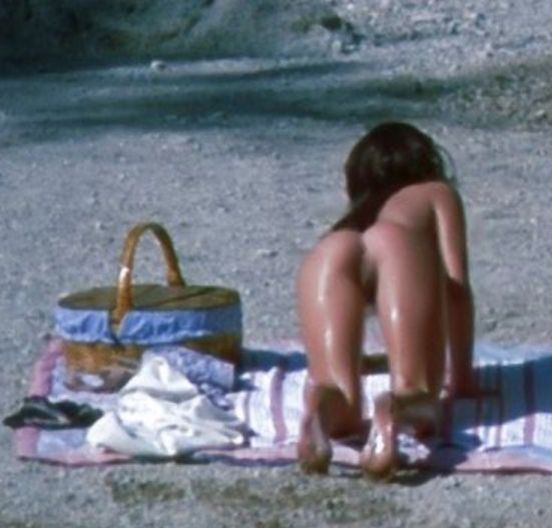 Jennifer Connelly Naked - The Hot Spot, 1990.
