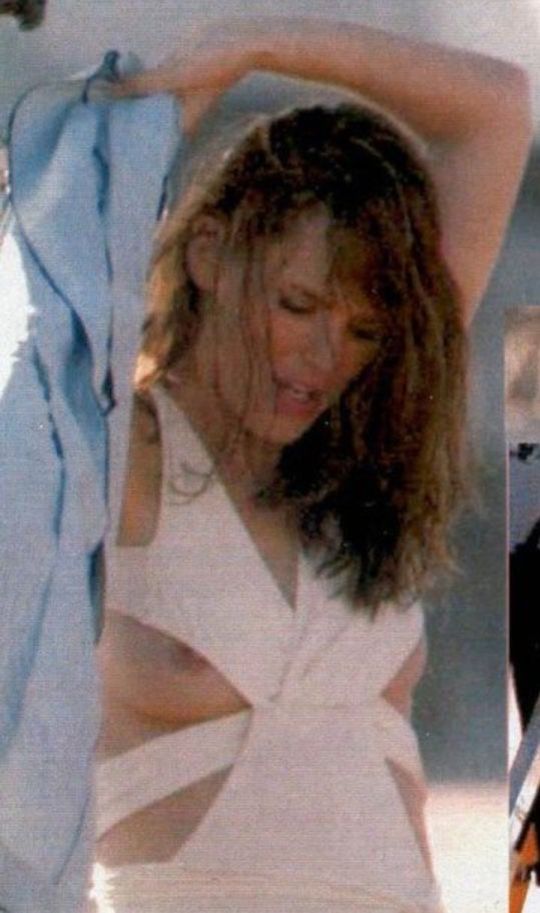 Slip jennifer garner nipple Jennifer Lawrence