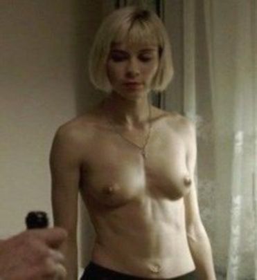 Paypoqda onanizm qilayotgan qizlarning fotosuratlari Yolbars kiyinish porno