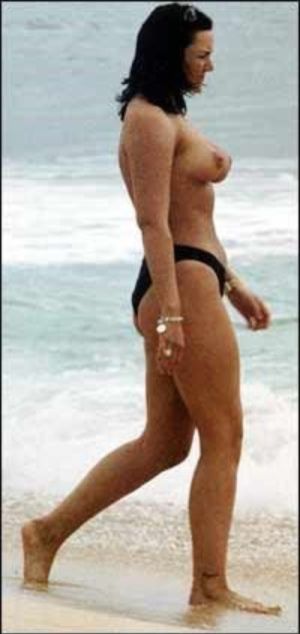 Martine McCutcheon - topless at the beach, 2000.