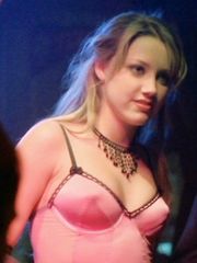 Amber Heard Sexy – Drop Dead Sexy, 2005