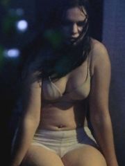 Amber Tamblyn Sexy – Without a Trace, 2002