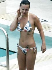 Christina Ricci – white bikini, 2006