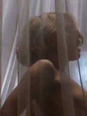 Heike Makatsch Naked – Gripsholm, 2000