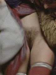 Isabelle Adjani Naked – La reine Margot, 1994