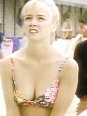 Jennie Garth – Beverly Hills, 90210, 1990