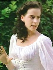Kate Beckinsale See-Through – Much Ado About Nothing, 1993