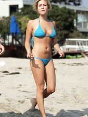 Kristin Cavallari – bikini at the beach, 2007