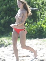 Rebecca Gayheart – Topless sunbathing, 2003