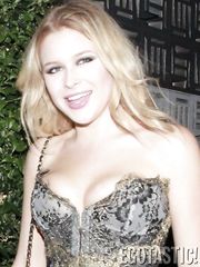Renee Olstead – Nip slip, 2012