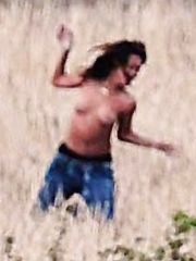 Rihanna – topless, 2011