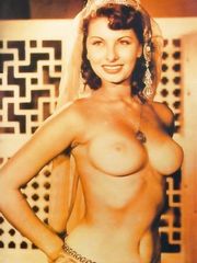 Sophia Loren Naked – Era lui... si! si!, 1951