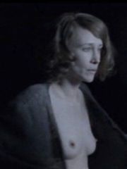 Vera Farmiga Naked – In Tranzit, 2008