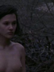 Virginie Ledoyen Naked – L'eau froide, 1994
