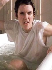 Winona Ryder See-Through – Girl, Interrupted, 1999